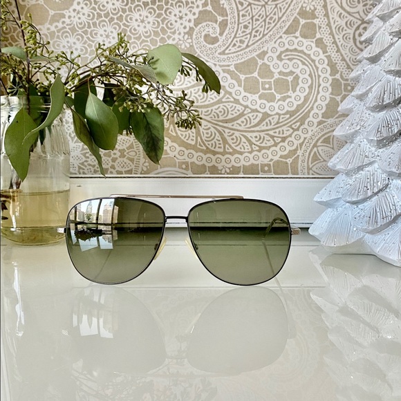 Dior Aviator Sunglasses - Picture 2 of 4